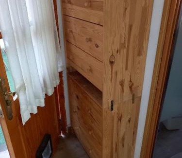 Becerril de la Sierra Apartamento | Acogedora casita loft de piedra con piscina compartida