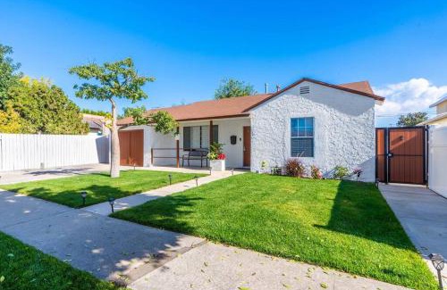 North Hollywood Casa | Acogedora Casa Cerca de Todo