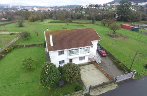 Neda Casa | Acogedora casa de campo-PISO Y ATICO con finca-