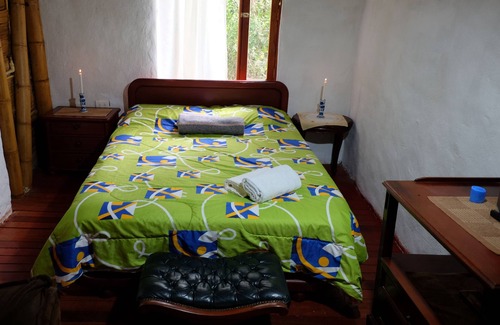 Villa de Leyva Apartamento | Acogedora Habitación Doble con Baño