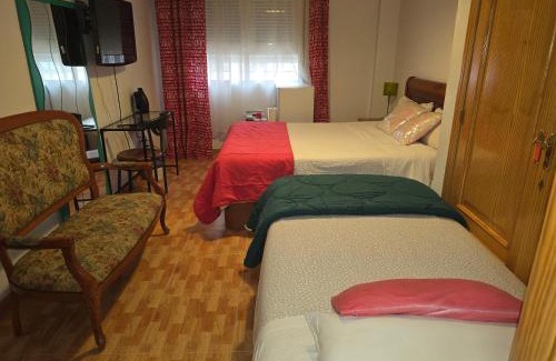 Vista Alegre Casa | Acogedoras Habitaciónes en Madrid