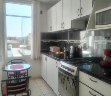 Trujillo Apartamento | Acogedores Departamentos Céntricos Huanchaco 4 p