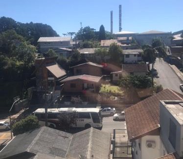 Floresta Apartamento | Aconchego e praticidade esperam por você em Gramado!