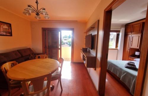 Floresta Apartamento | Aconchego e praticidade esperam por você em Gramado!
