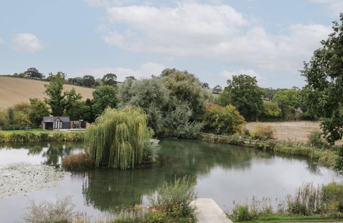 Thorpe Cabaña | Acorn Lodge At Bridge Lake Farm & Fishery