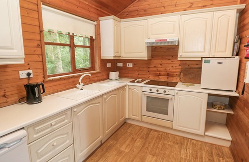 Llanybri Cabaña | Acorn Lodge, ST CLEARS