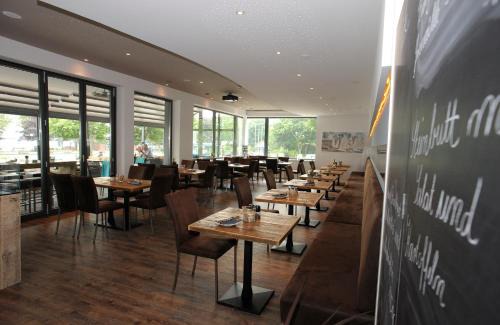 Strande Hotel | ACQUA Strande Yachthotel & Restaurant