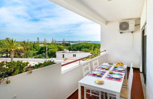 Alporchinhos Apartamento | Acqua Vista - Family & Pool & 300M from BEACH
