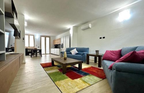 Bosa Historic Centre Apartamento | Acquamarina Apartment - Bosa Centro