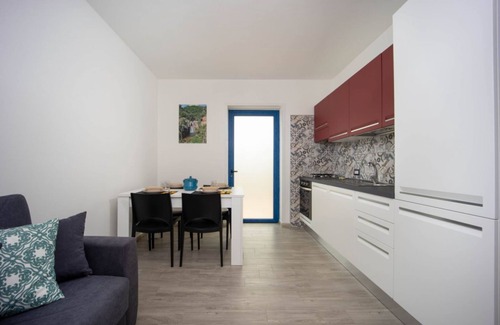 Cardedu Apartamento | Acquamarina n.1 in residence with swimming pool just 50m from the sea.