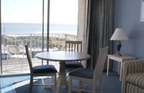 North Wildwood Hotel | Acropolis Oceanfront Resort