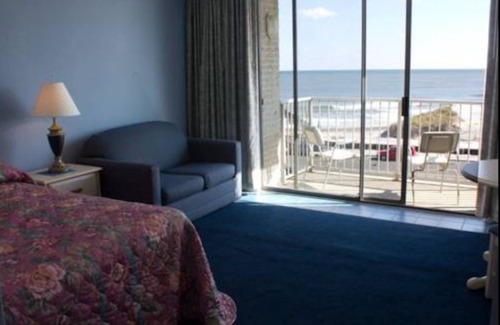 North Wildwood Hotel | Acropolis Oceanfront Resort