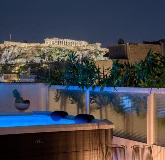 Monastiraki Apartamento | Acropolis View Plunge Pool Loft
