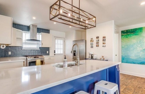 Fort Worth Cultural District Casa | Across from Dickies Arena right in the heart of all the action