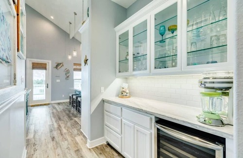 Surfside Beach Casa | Across from Jetty Park and Best Ship Watching!