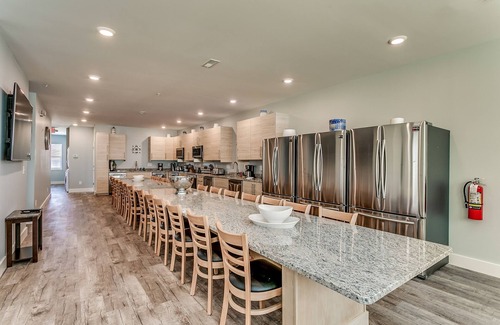 North Myrtle Beach Casa | Sala de cine en casa de lujo para vacaciones más grande / Juego / Piscina privada / Acceso a la playa