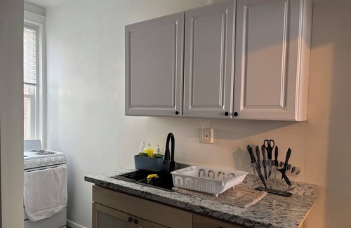 Glenwood Apartamento | Across Temple Hosp 1 bedroom