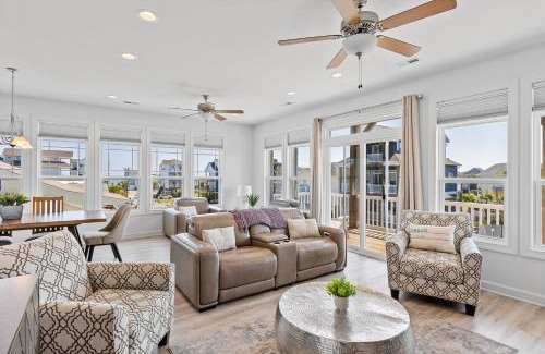 Surf City Casa | Across the Pond