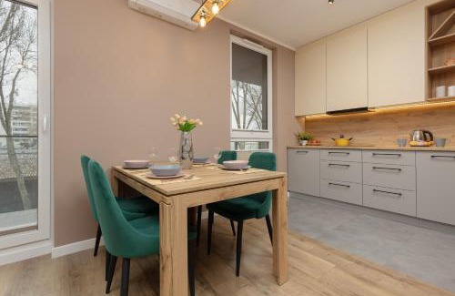 Wlochy Apartamento | Active City Apartments Warsaw by Noclegi Renters