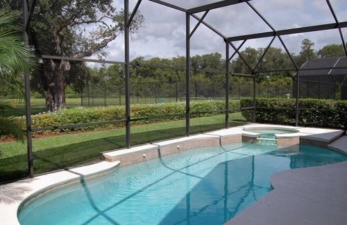 Lake Berkley Casa | Modelo real Pool Home
