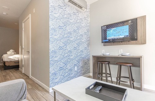 Old Town Casa | ADA Compliant Apt with WiFi, Close to All - Long Term Stay Discounts