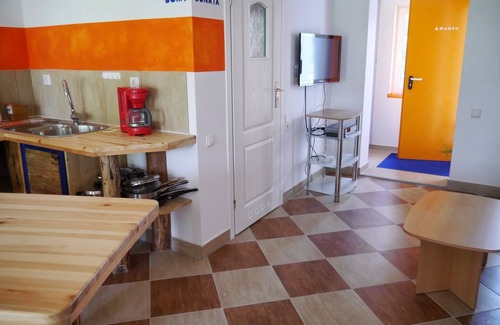 Czarny Mlyn Casa | ADAGIO- mucho jardin, parque infantil u. Piscina para niños, TTenis, mucha naturaleza, Mar Báltico