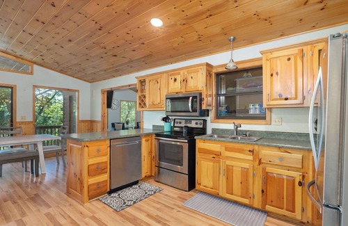 Eagle Rock Cabina | Adalee - Table Rock Lake, Roaring River, Eureka Springs, Dogwood Canyon