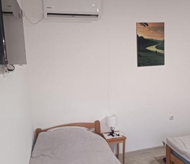Pirot Apartamento | Adamovic
