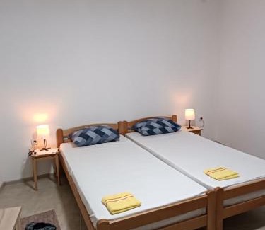 Pirot Apartamento | Adamovic