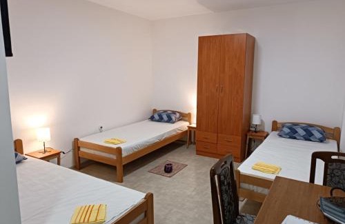 Pirot Apartamento | Adamovic