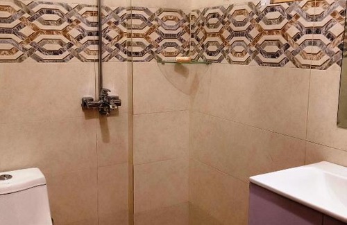 Bahria Town Apartamento | Adara canal suites