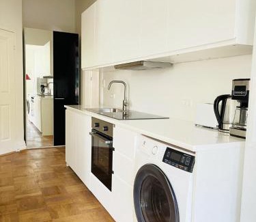 Aalborg Apartamento | aday - Aalborg mansion - Open bright apartment with garden