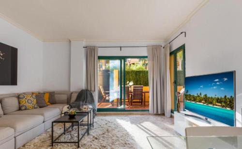 San Pedro de Alcantara Apartamento | ADB4 -City center San Pedro by Roomservices