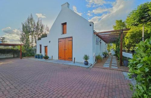 Robertson Casa | Adderley House Guest Accommodation