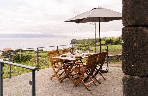 Prainha Casa | Azores tradicional de piedra cabañas con vistas al mar !!