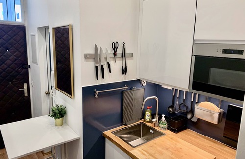Rudolfsheim-Funfhaus Apartamento | Adele Blue Danube (10 min to Center direct above Subway)