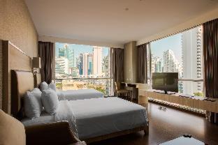 Nana Hotel | Adelphi Suites Bangkok