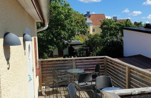 Innerstaden Apartamento | Adelsgatan 36 lägenhetshotell, Gotland Living and Meeting