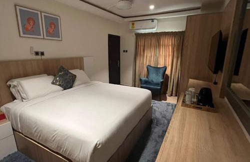Kumasi Cama Y Desayuno | Adenab Jay Guest House