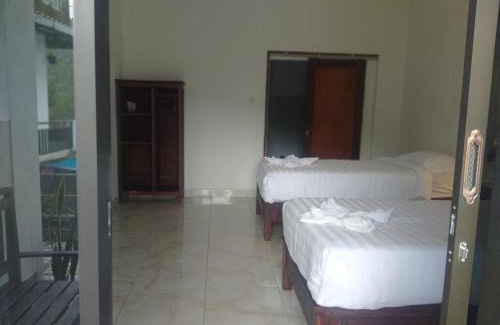 Munduk Casa | Adila Warung and Homestay