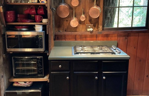 Weatogue Cabaña | Adirondack-Style / Cottage-beautiful Lake & Mountain Views-Peaceful!