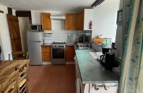 Saint-Nicolas-du-Pelem Casa | Adjoining houses with heated pool, WIFI, kid friendly