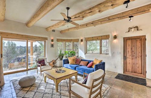 Redmond Casa | Adobe Home - River and Mtn Views with Hot Tub!
