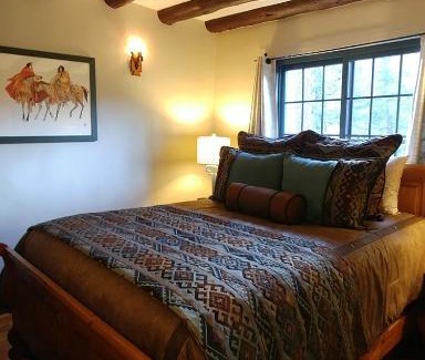 Cascade Hotel | Adobe Inn at Cascade