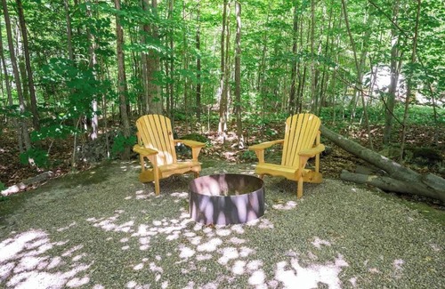 Miller Lake Casa | “Adobe” Luxury Glamping Tent | Tobermory Escape