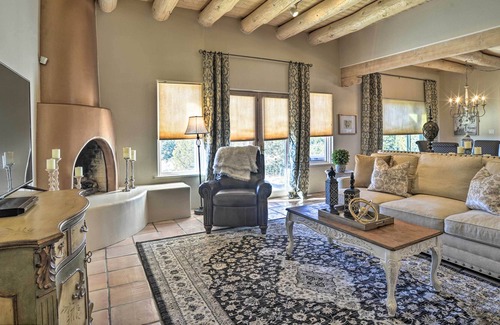 La Cienaga Casa | Adobe Retreat in Santa Fe w/ Deck & Mountain Views