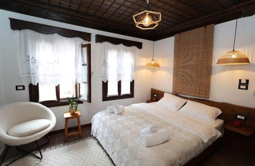 Berat Hotel | Ador Boutique Hotel