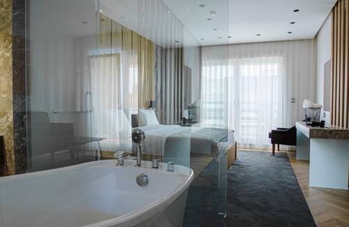 Pristina Hotel | Ador Hotel
