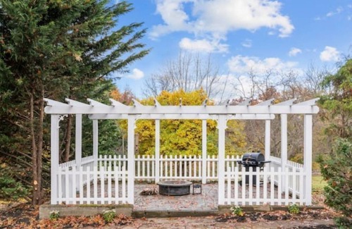 Stanley Cabaña | Adorable 1-bedroom Bliss Cottage with King bed.