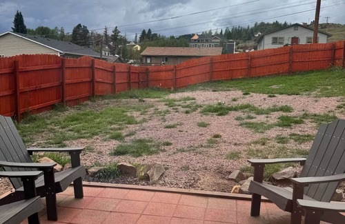 Cripple Creek Casa | Adorable 2-bedroom house in charming Cripple Creek.
